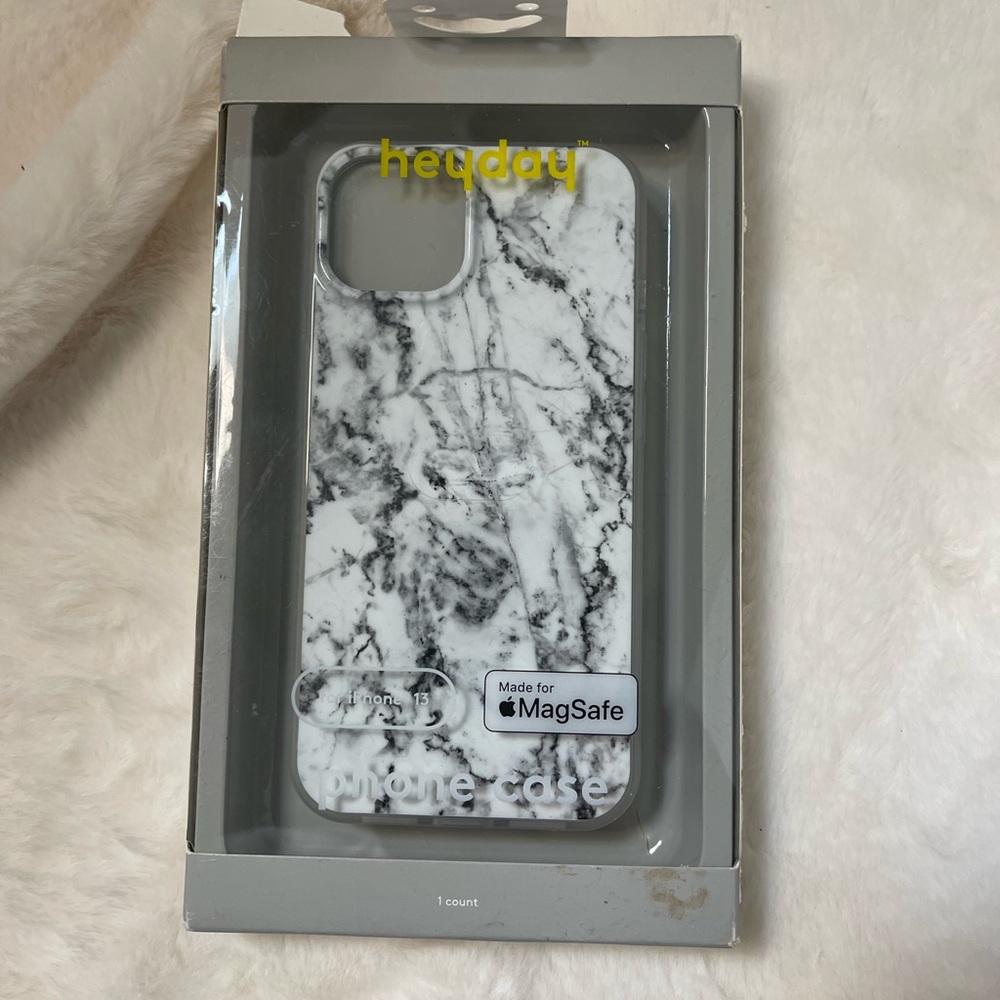 Heyday marble iPhone 13 cover NIB